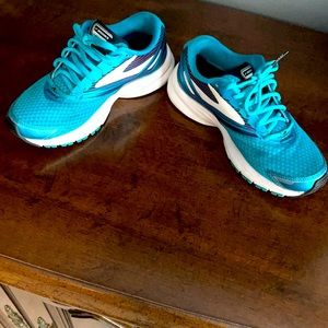 Women’s Brooks Launch Running Shoe